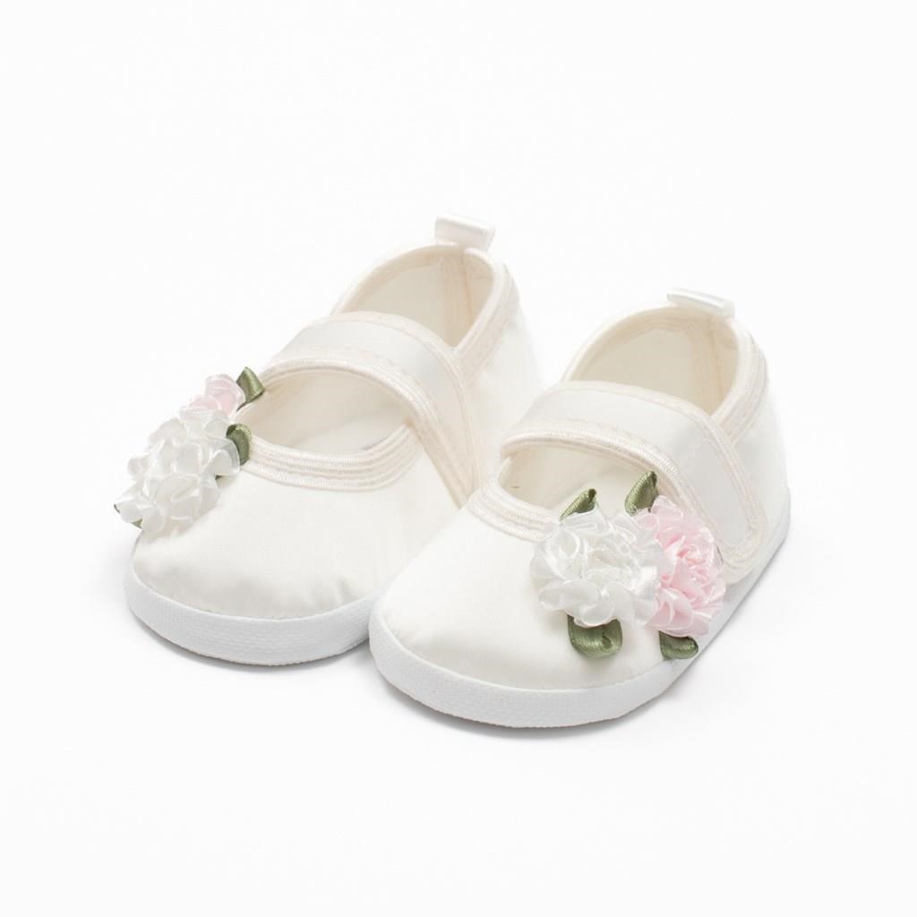 Kojenecké saténové capáčky New Baby Ivory Flowers 0-3 m, vel. 0-3 m